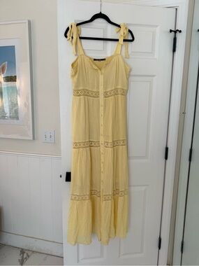 Doe & Rae Pale Yellow Tie-Shoulder Maxi Dress with Lace Insets